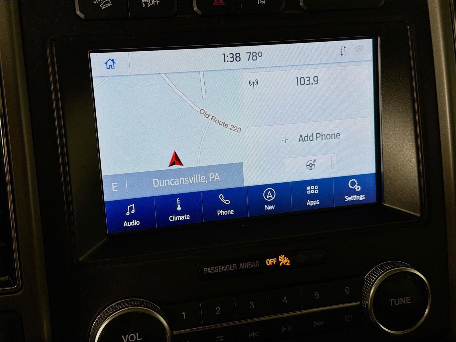 Used 2020 Ford Expedition XLT w/ Equipment Group 202A AWD/4WD image 15