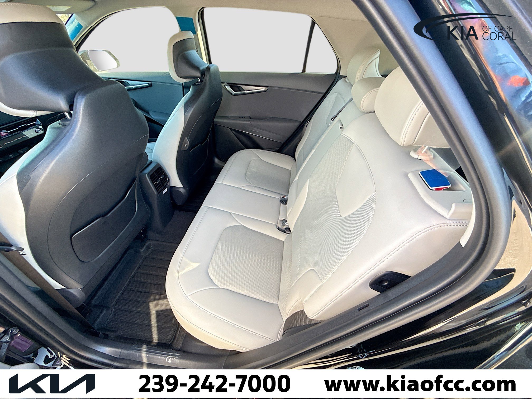 New 2026 Kia Niro EX FWD image 19