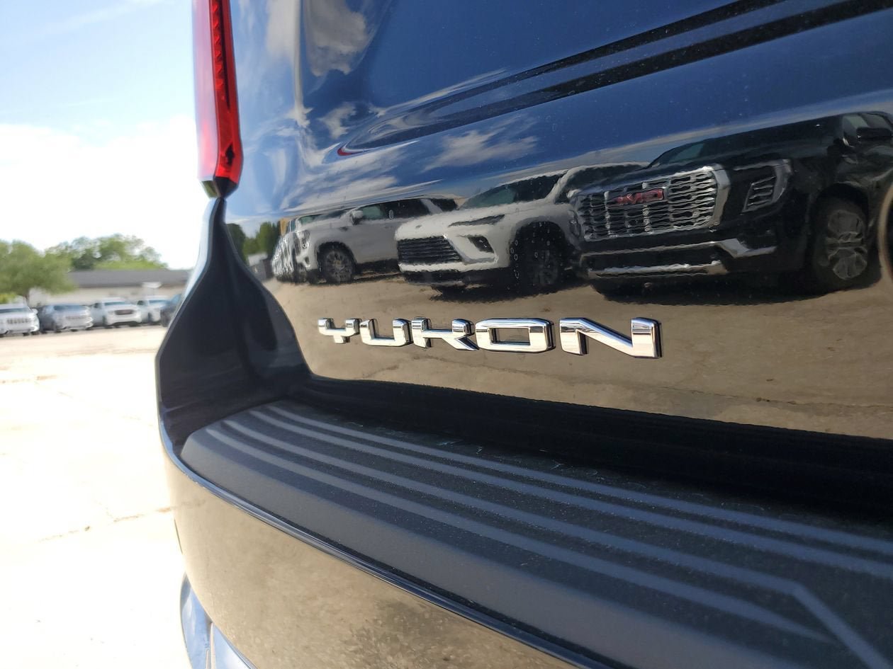 New 2026 GMC Yukon XL Denali w/ Denali Reserve Package AWD/4WD image 8