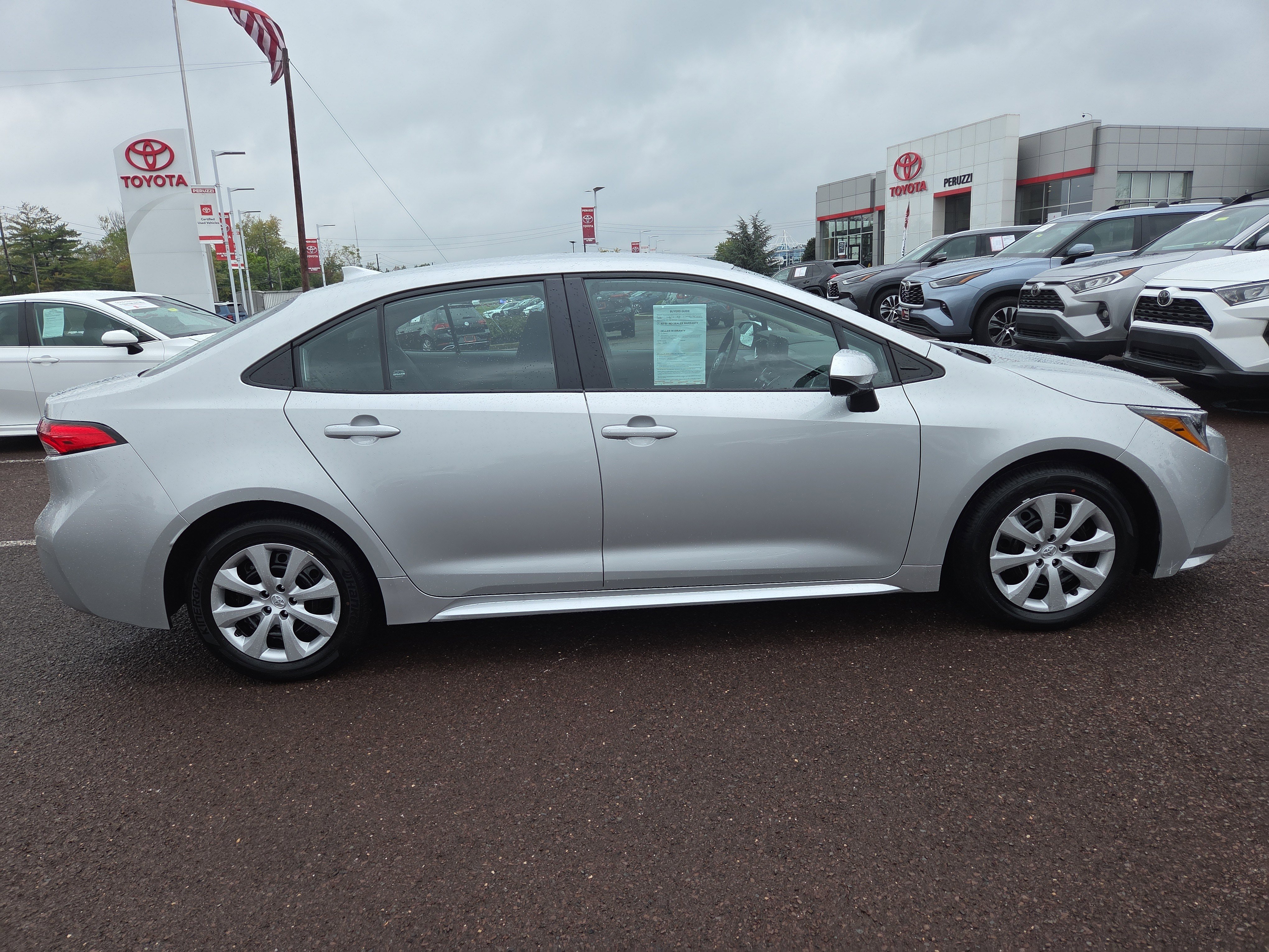 Certified 2024 Toyota Corolla LE image 2