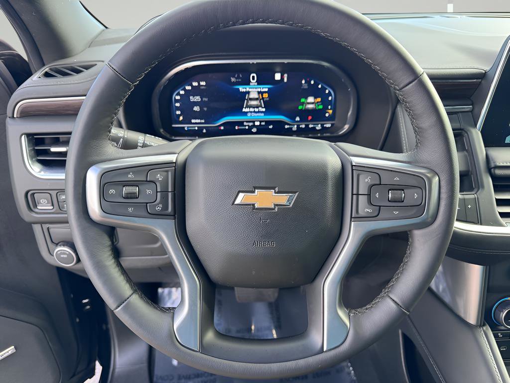 Used 2022 Chevrolet Tahoe LT w/ Luxury Package image 13