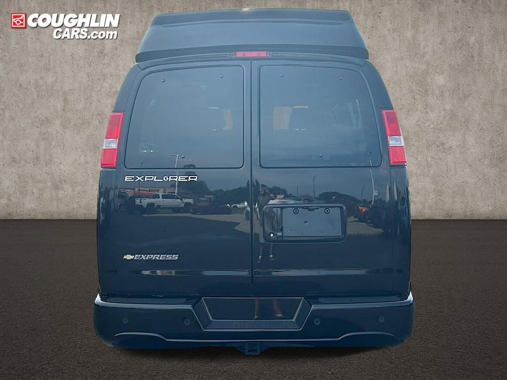 New 2025 Chevrolet Express 2500 Extended w/ Driver Convenience Package image 5
