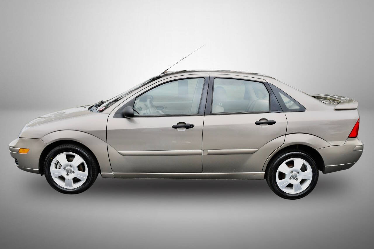 Used 2005 Ford Focus SES image 4