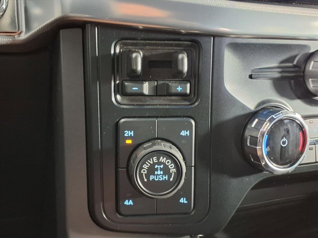 Used 2024 Ford F150 Lariat w/ FX4 Off-Road Package image 14