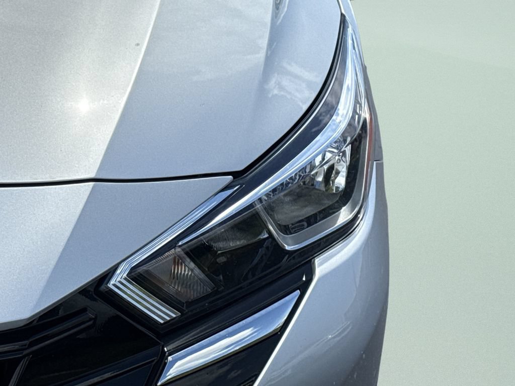 Certified 2023 Nissan Versa SV FWD image 17