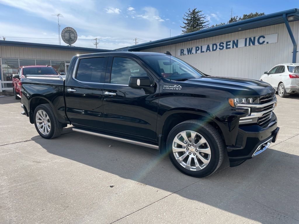 Used 2021 Chevrolet Silverado 1500 High Country w/ Technology Package image 25
