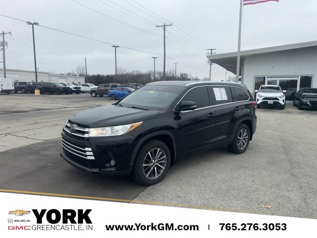 Used 2017 Toyota Highlander XLE image 1