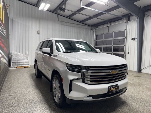 Used 2021 Chevrolet Tahoe High Country w/ Premium Package AWD/4WD image 32
