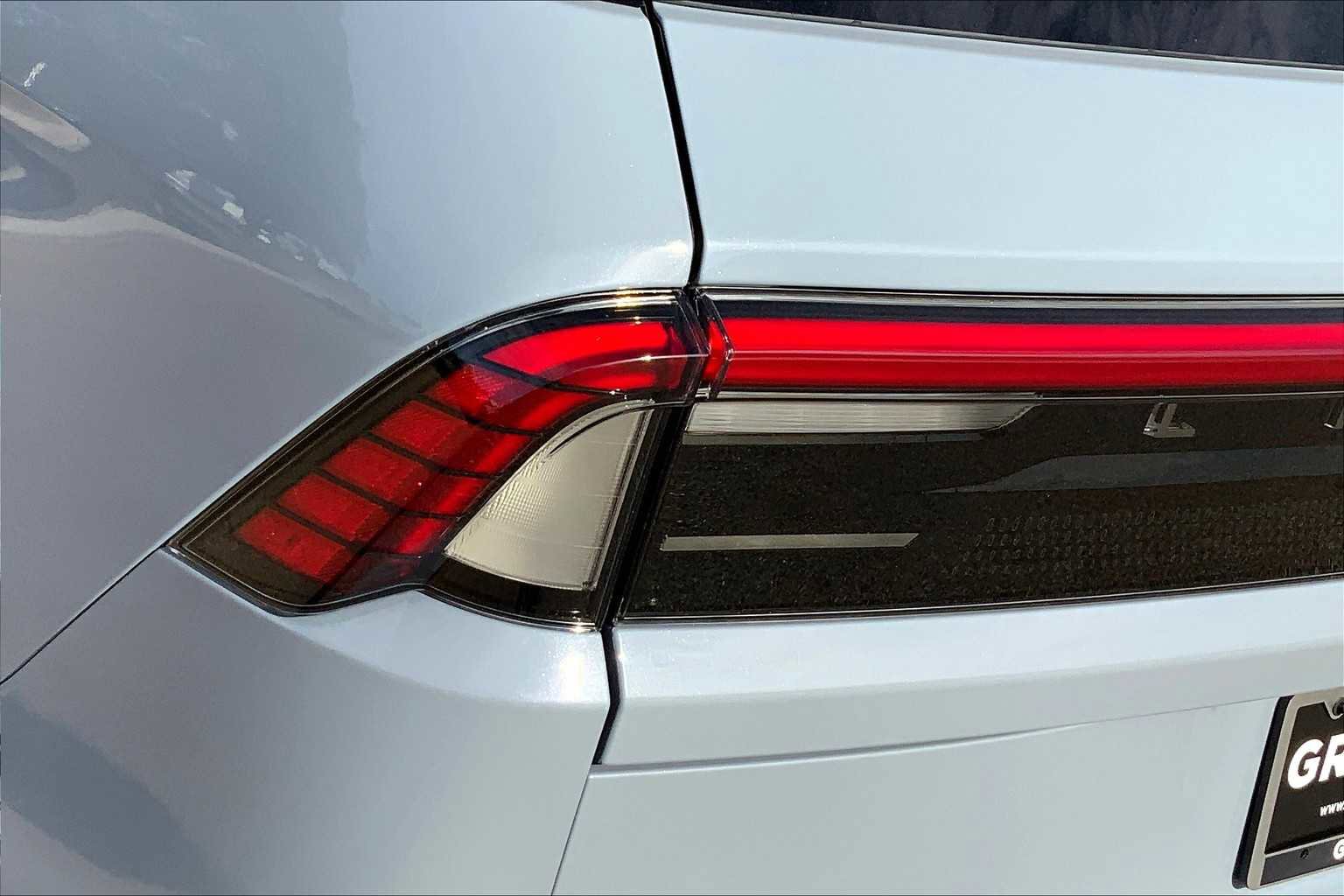 New 2025 Lincoln Navigator L Reserve w/ Jet Appearance Package image 14