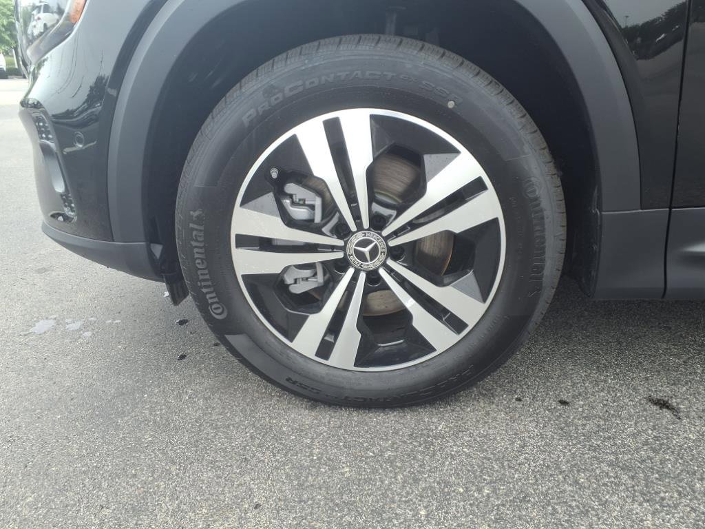 New 2025 Mercedes-Benz GLB 250 4MATIC image 10