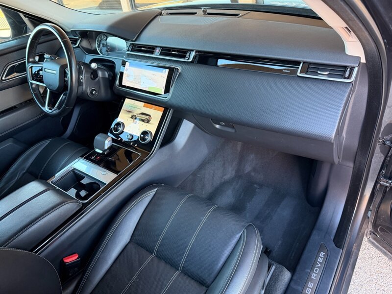 Used 2021 Land Rover Range Rover Velar S AWD/4WD image 7