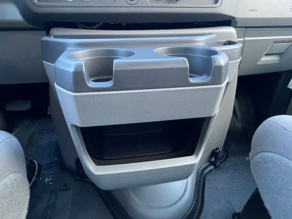New 2024 Ford E-450 and Econoline 450 Super Duty w/ Power Windows & Locks Group RWD image 18