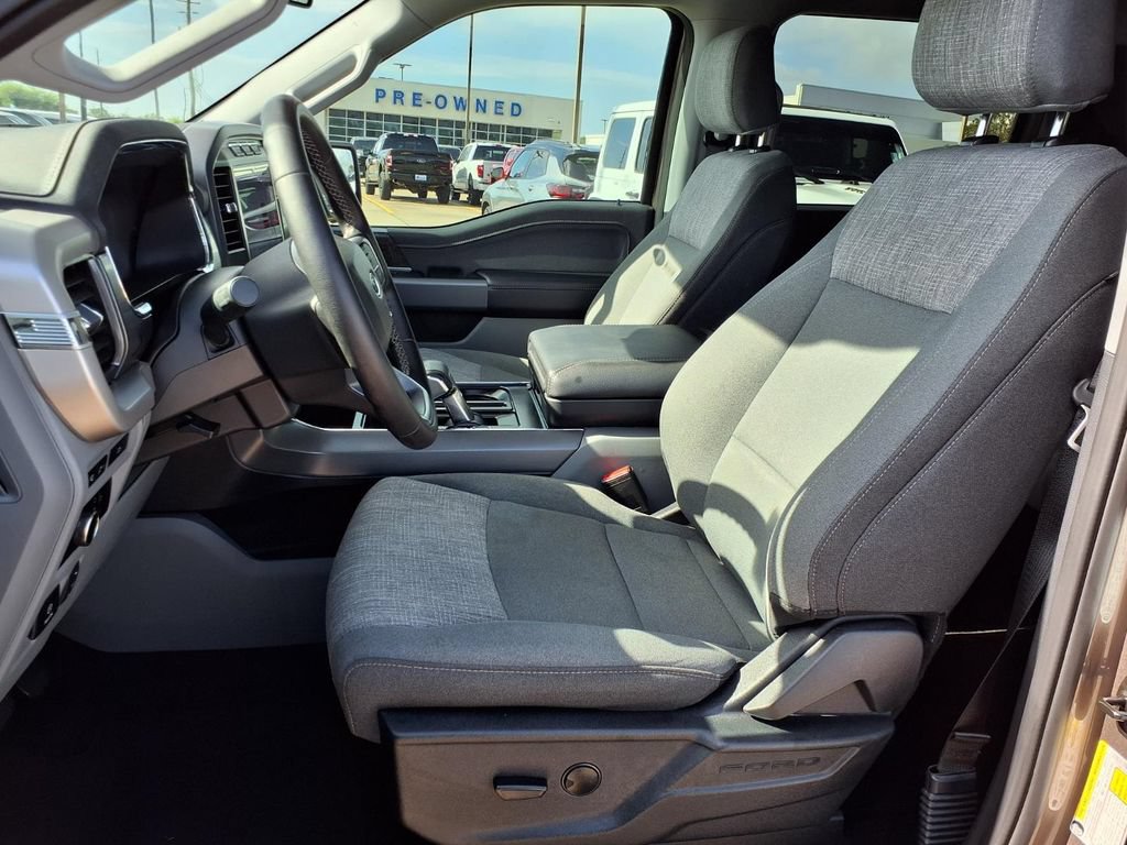 Used 2023 Ford F150 Lightning XLT AWD/4WD image 25