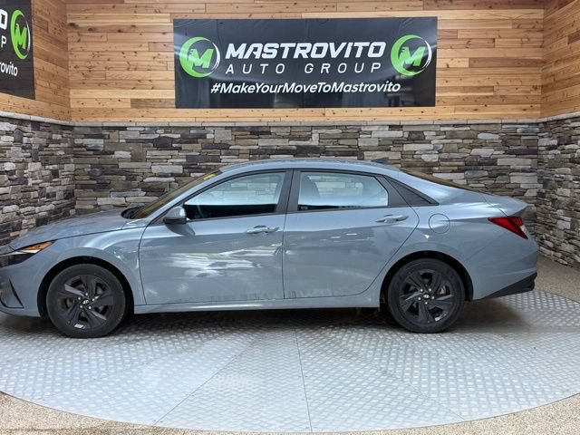 Certified 2023 Hyundai Elantra SEL FWD image 5