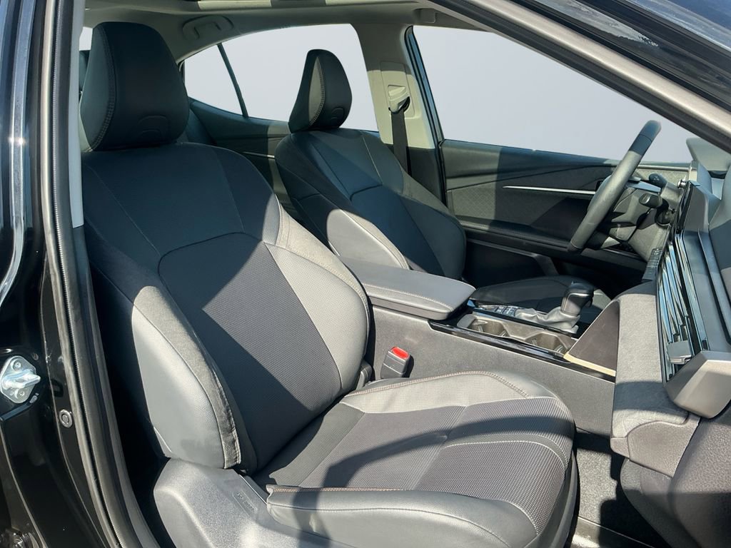 Used 2025 Toyota Camry XLE image 14