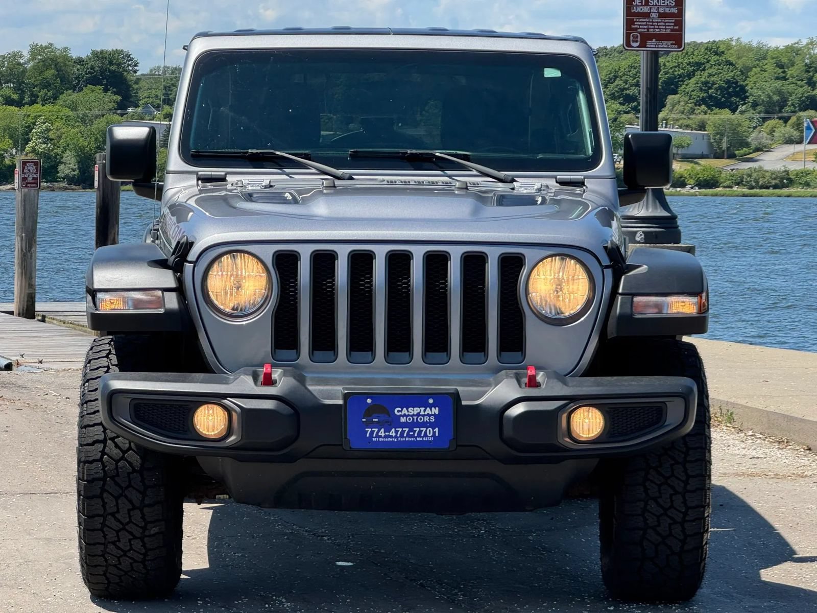 Used 2019 Jeep Wrangler Unlimited Rubicon w/ Cold Weather Group AWD/4WD image 3