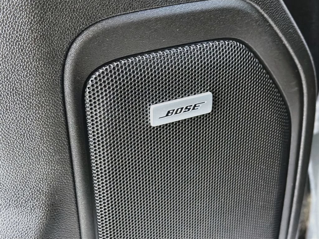 Used 2022 Chevrolet Silverado 1500 LTZ AWD/4WD image 19
