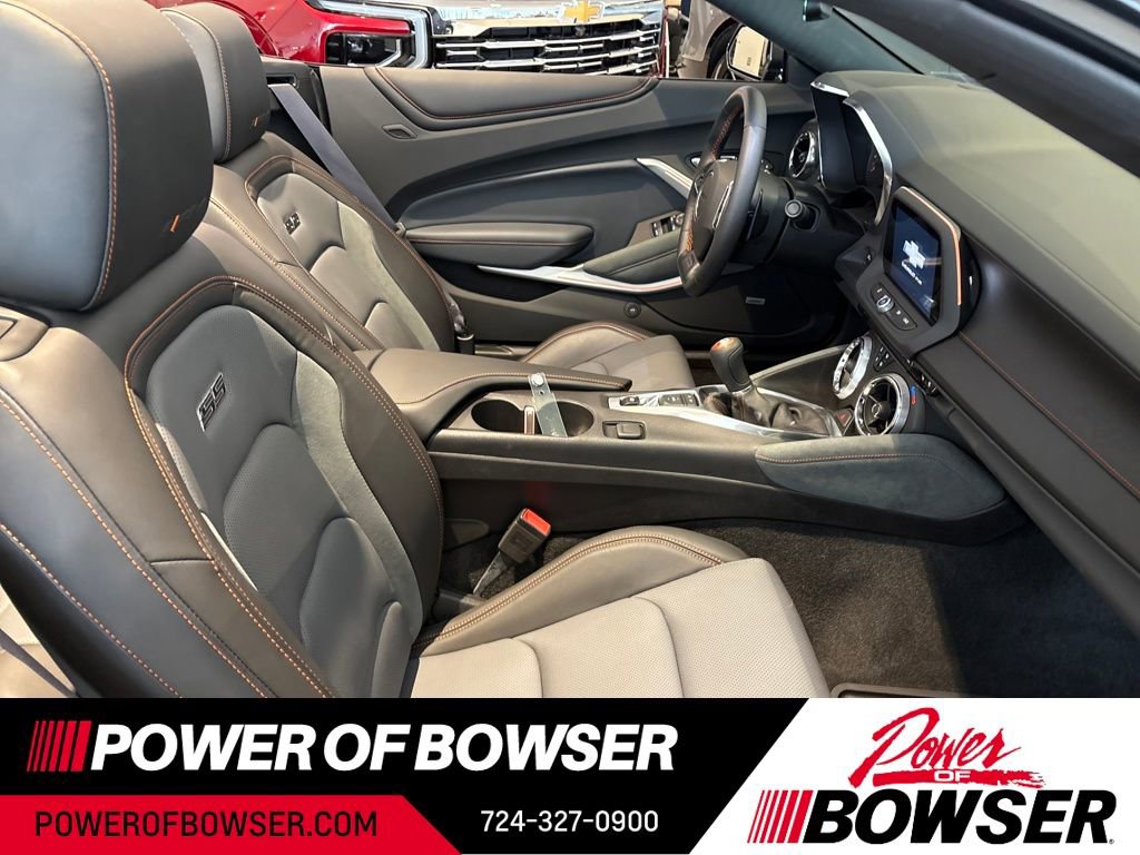 Used 2017 Chevrolet Camaro SS w/ 50th Anniversary Edition image 10