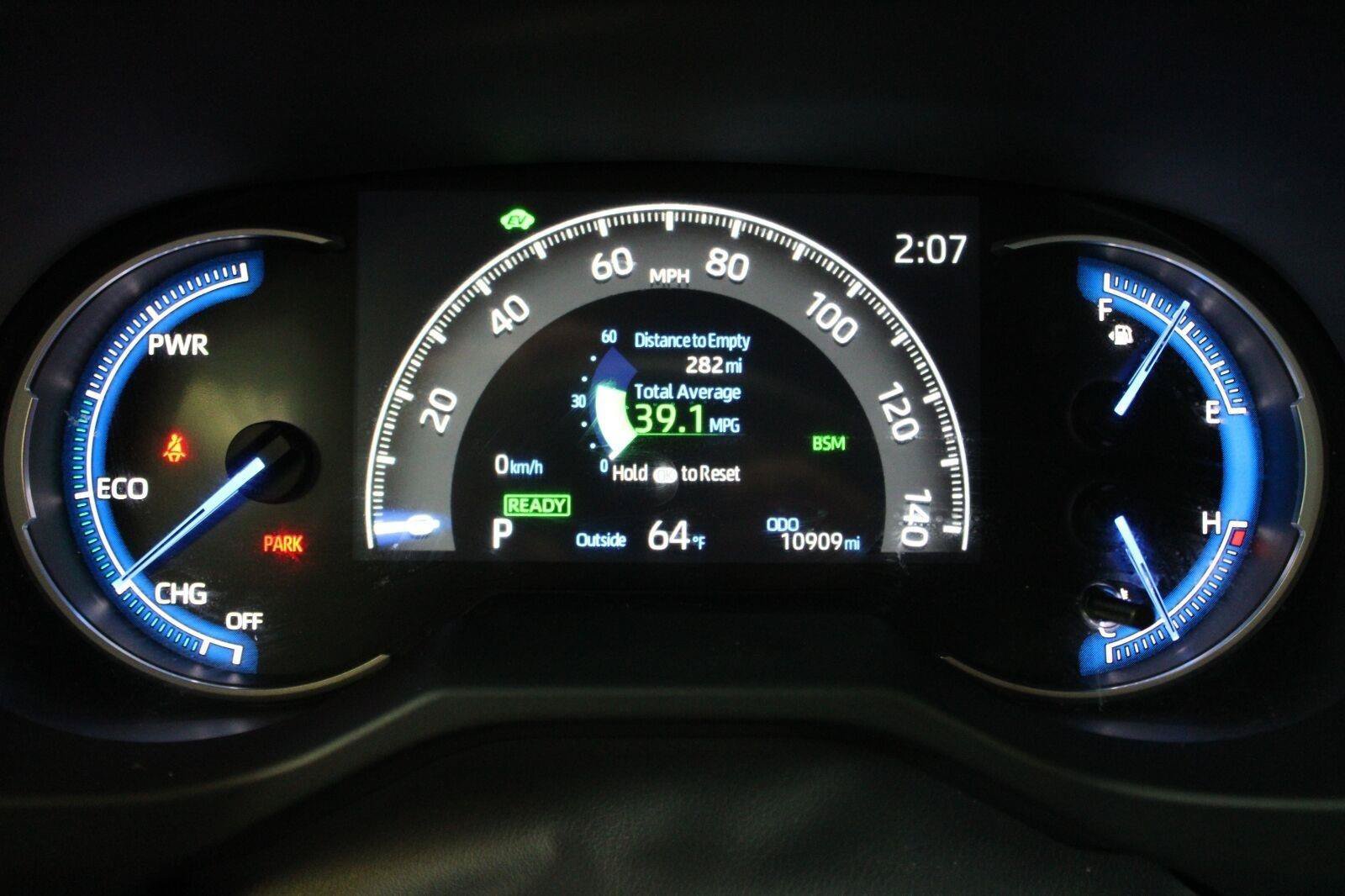 Used 2025 Toyota RAV4 SE AWD/4WD image 19