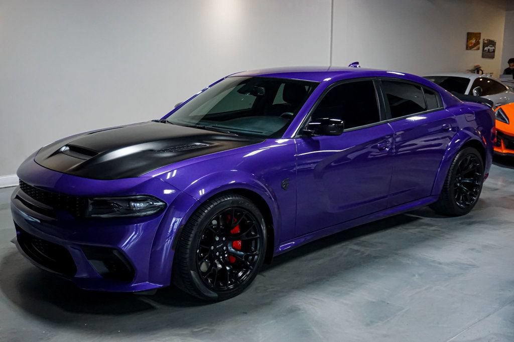 Used 2023 Dodge Charger SRT Hellcat w/ Harman/Kardon Audio Group RWD image 5