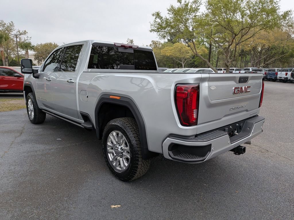 Used 2023 GMC Sierra 3500 Denali w/ Denali Ultimate Package image 5