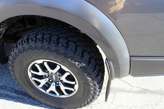 Used 2017 Ford F150 Raptor w/ Equipment Group 802A Luxury image 3