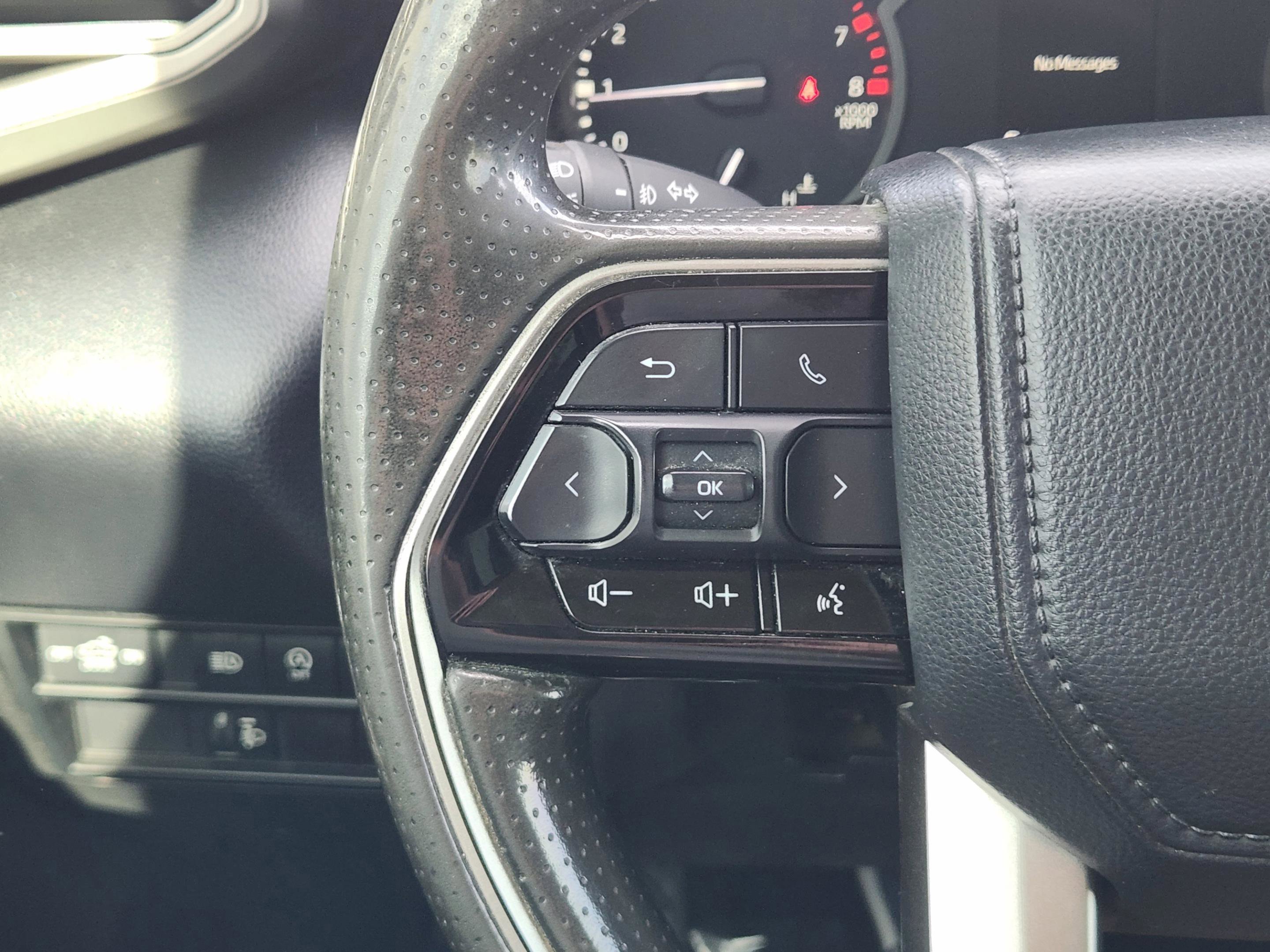 Used 2022 Toyota Tundra SR5 AWD/4WD image 21