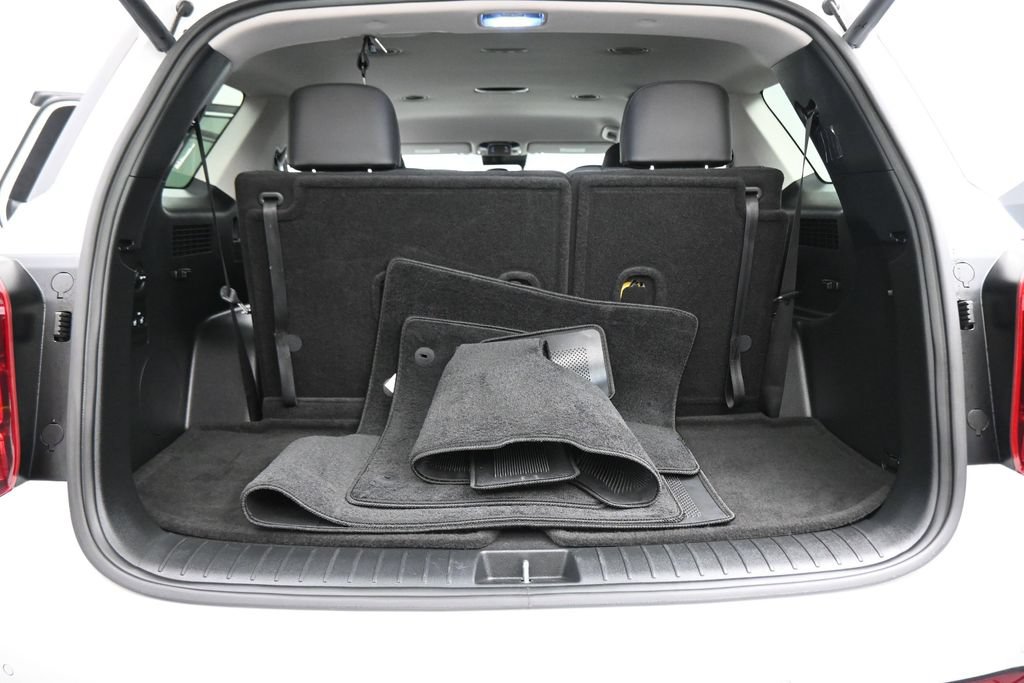 Used 2024 Hyundai Palisade SEL FWD image 20