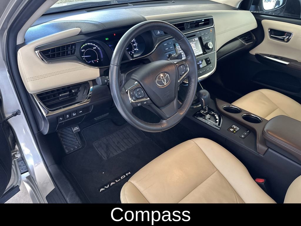 Used 2018 Toyota Avalon XLE Premium image 12