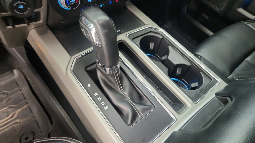 Used 2019 Ford F150 Lariat w/ Equipment Group 502A Luxury AWD/4WD image 20