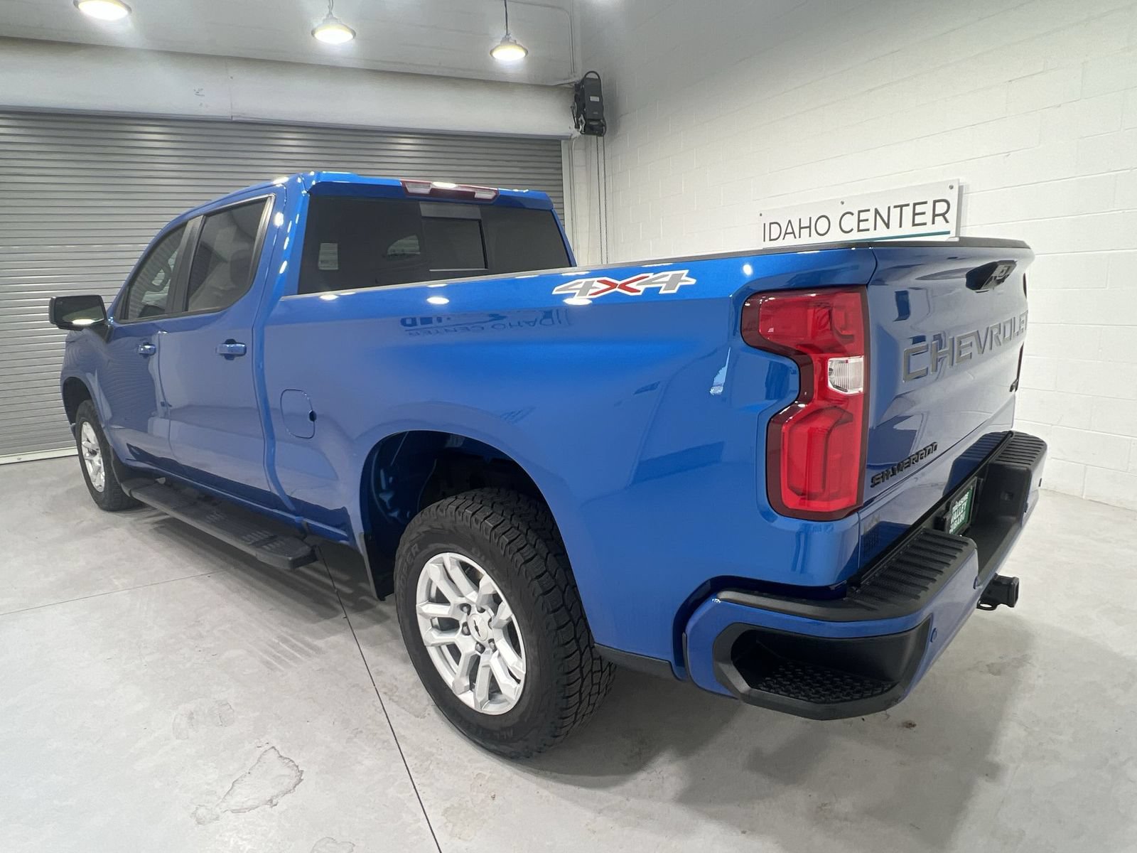 Used 2023 Chevrolet Silverado 1500 RST w/ Convenience Package II AWD/4WD image 6