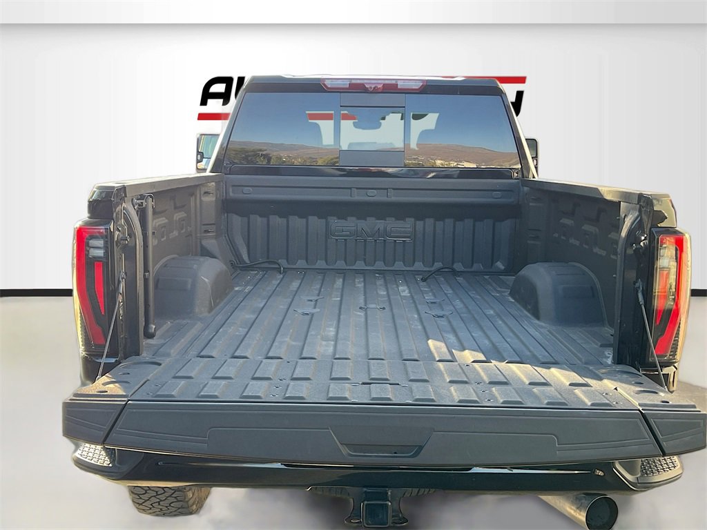 Used 2025 GMC Sierra 2500 AT4 w/ AT4 Premium Plus Package image 28