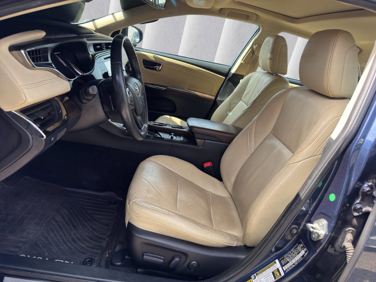 Used 2014 Toyota Avalon XLE Touring image 10