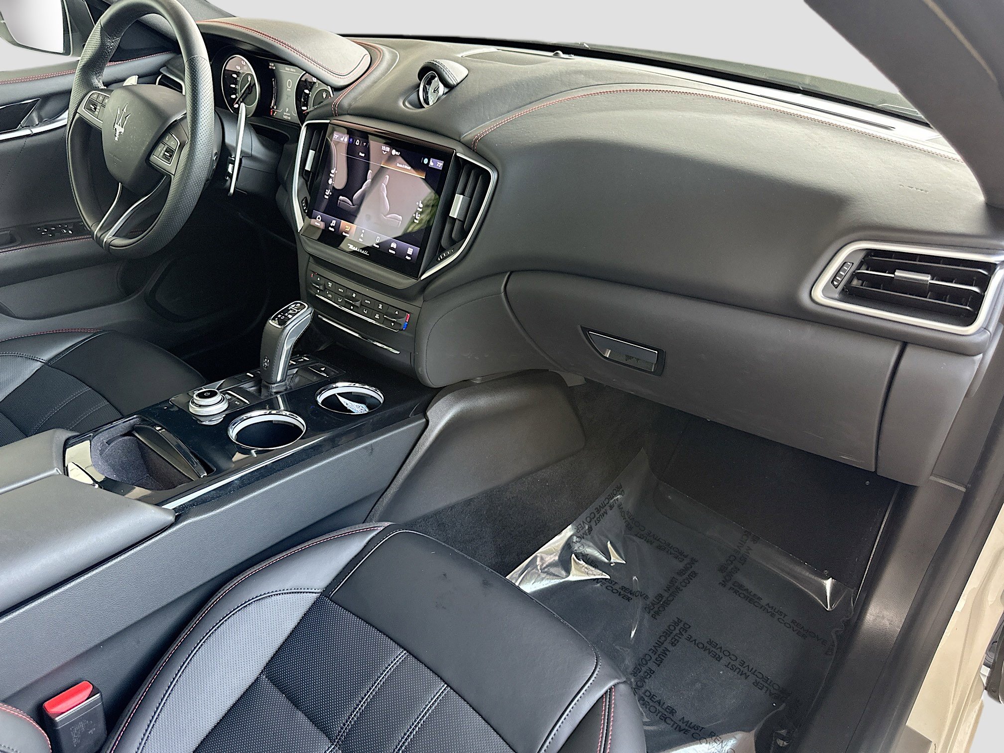 Used 2024 Maserati Ghibli Modena Q4 image 31