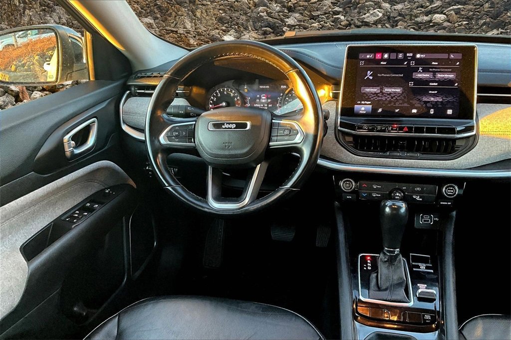 Used 2022 Jeep Compass Latitude image 5