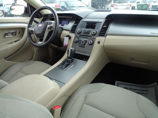 Used 2017 Ford Taurus SEL FWD image 15