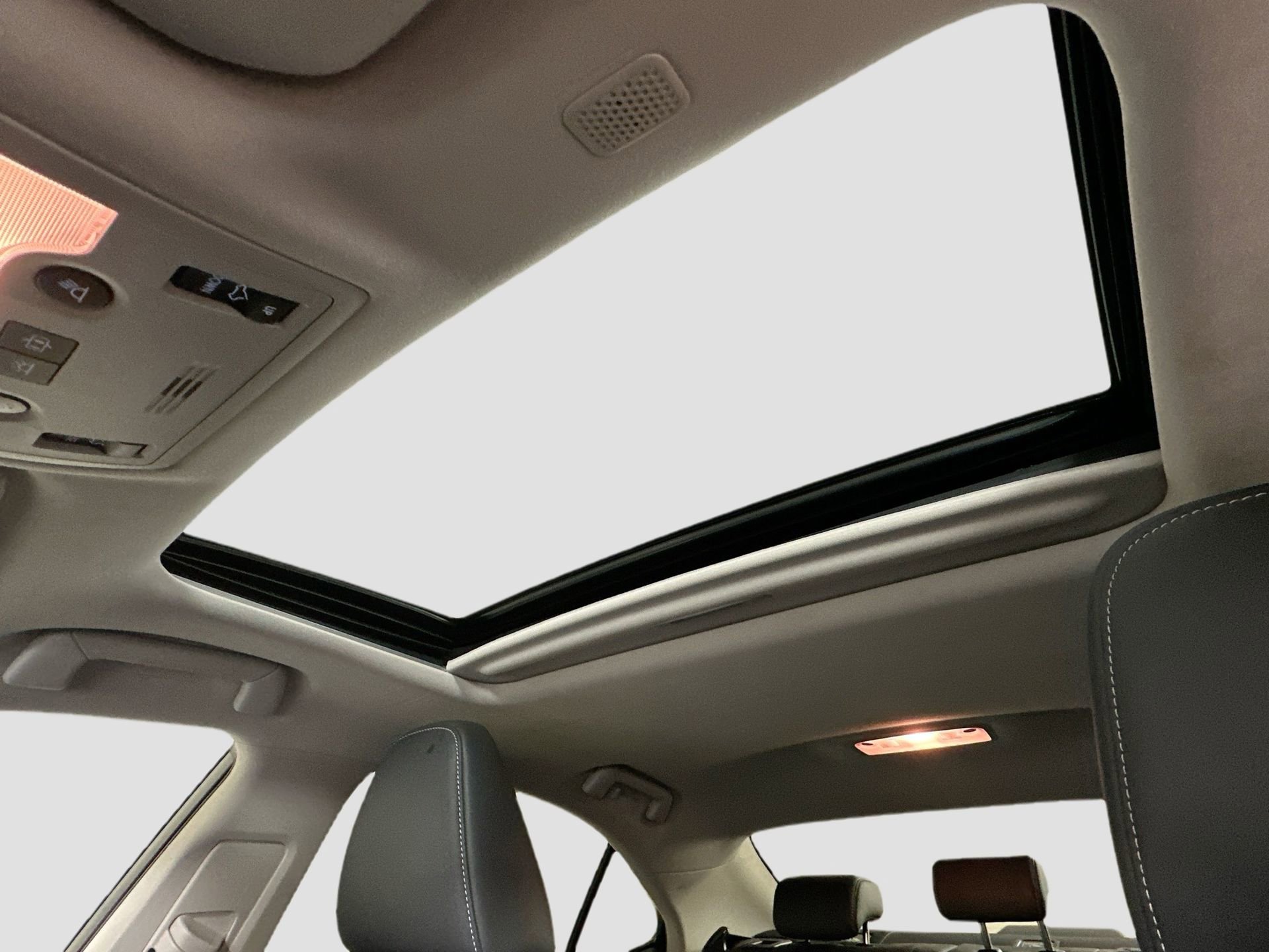 Used 2020 Lexus IS 300 image 21