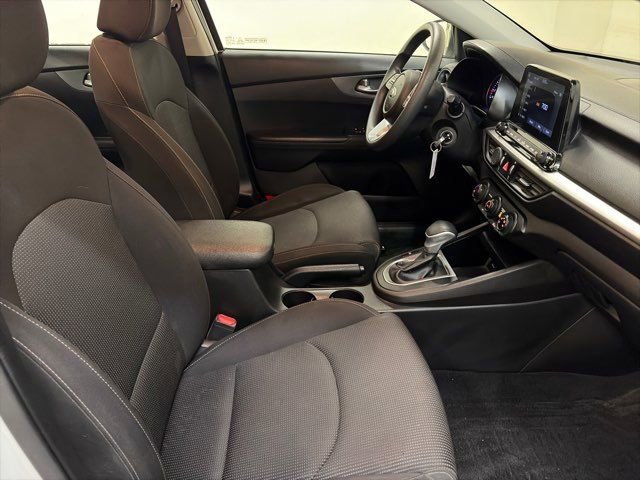 Used 2020 Kia Forte LXS image 33