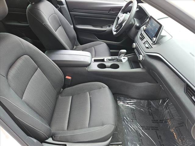Certified 2025 Nissan Altima 2.5 S FWD image 23