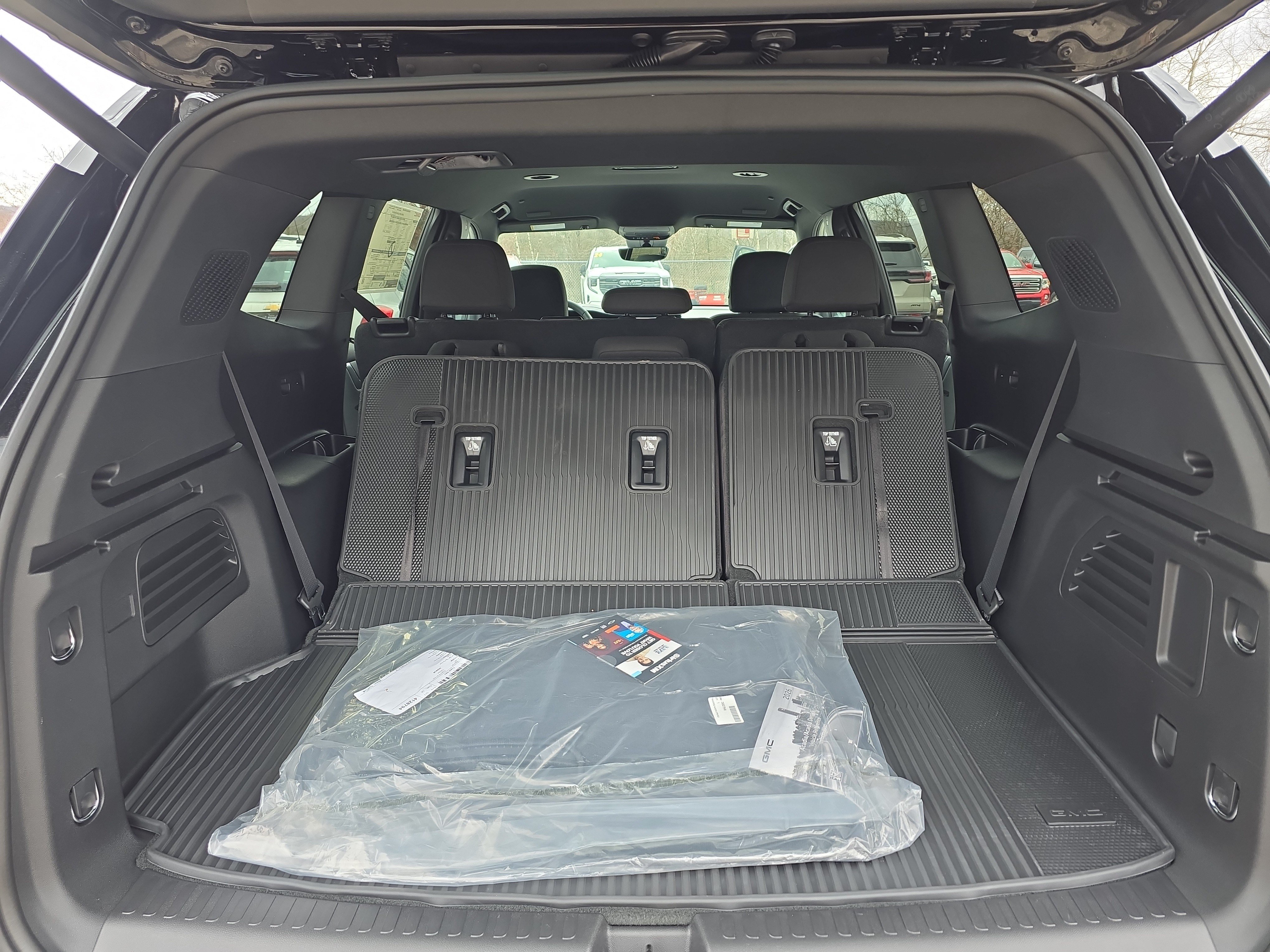 New 2026 GMC Acadia Elevation AWD/4WD image 5