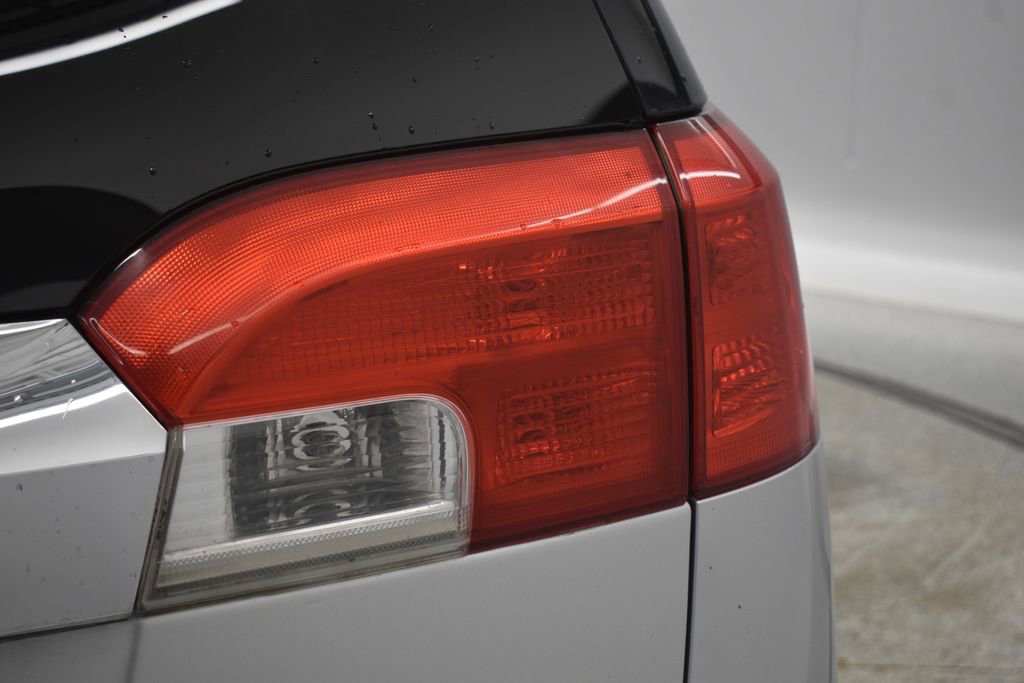 Used 2017 GMC Terrain SLE image 17