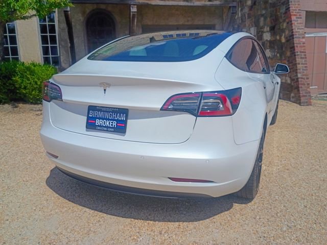 Used 2020 Tesla Model 3 Standard Range RWD image 13