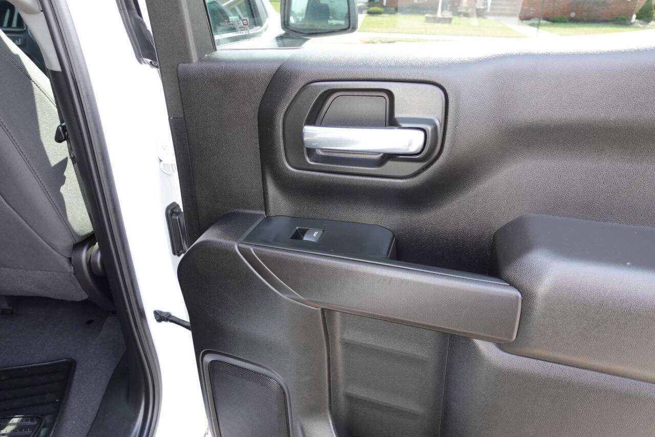Used 2023 GMC Sierra 1500 Pro w/ Graphite Edition AWD/4WD image 30