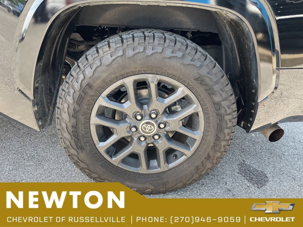 Used 2022 Toyota Tundra Platinum w/ Advanced Package AWD/4WD image 34