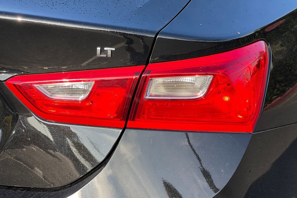 Used 2024 Chevrolet Malibu LT image 28