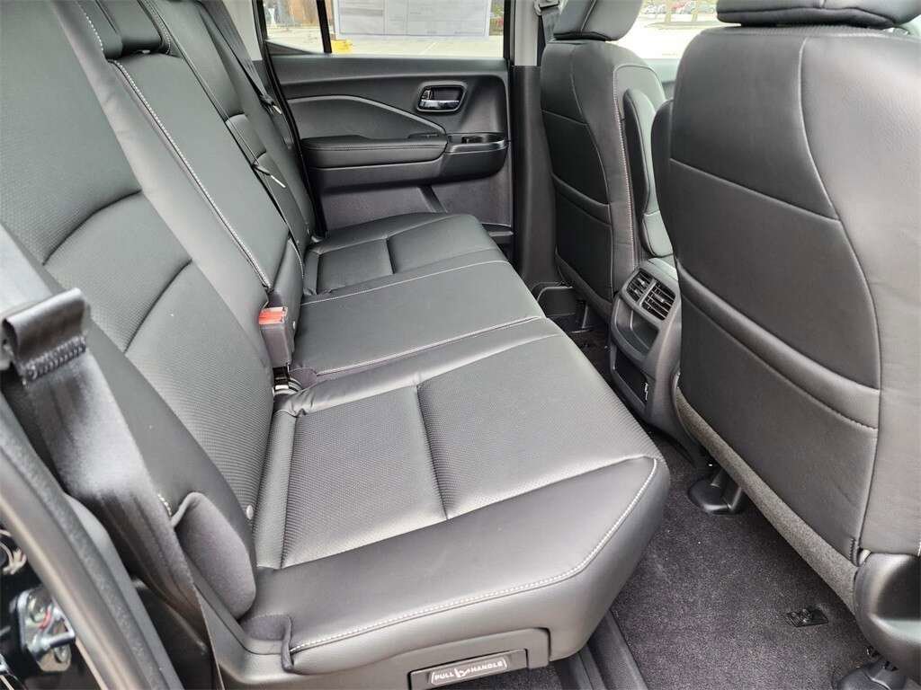 Used 2023 Honda Ridgeline RTL-E image 18