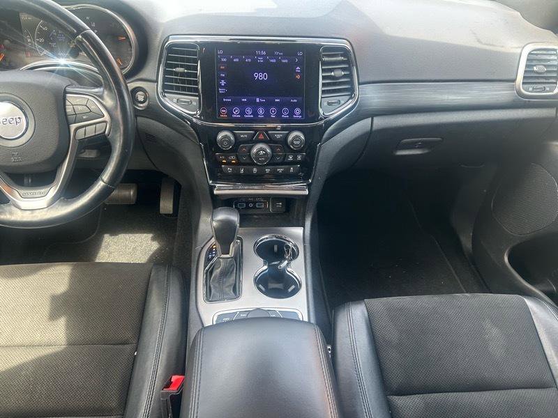 Used 2020 Jeep Grand Cherokee Laredo w/ Quick Order Package 2BN North AWD/4WD image 11
