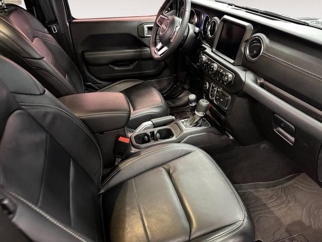 Used 2019 Jeep Wrangler Unlimited Sahara w/ Quick Order Package 24M Moab image 4
