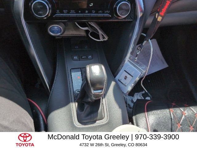 Used 2021 Toyota Venza LE AWD/4WD image 9