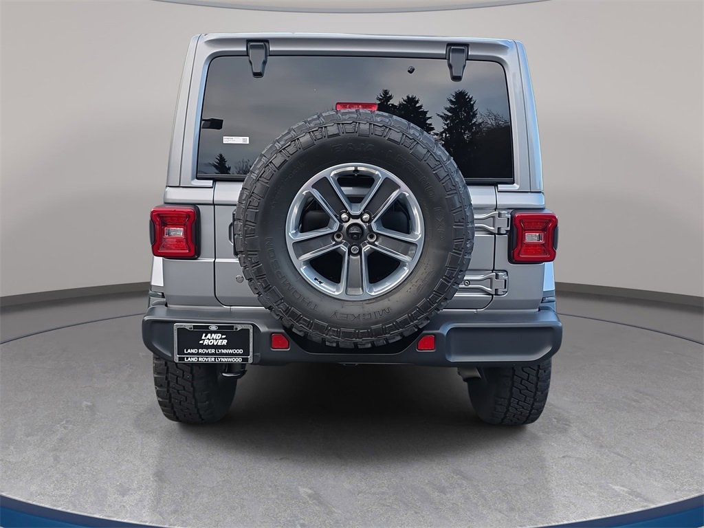 Used 2019 Jeep Wrangler Unlimited Sahara image 7
